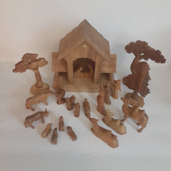 Holy Land Nativity Set Handcarved Olive Wood 21 pc set Christmas Christian